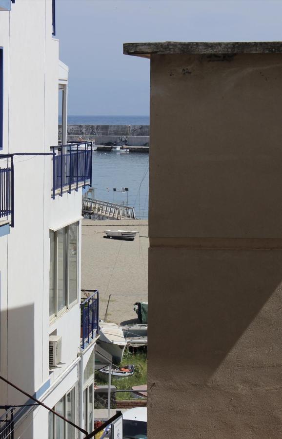 Four Rooms Naxos Giardini-Naxos Kültér fotó